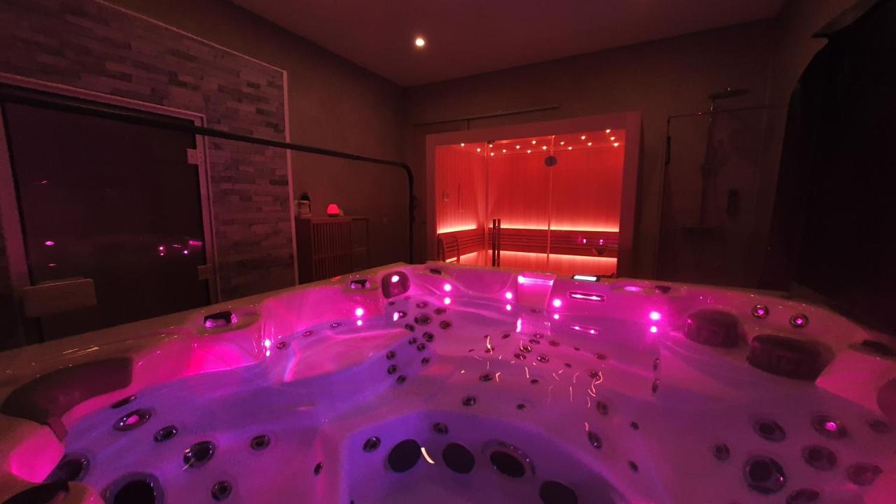 Bed'N'Bulles - Wellness Privatif Dinant Exterior foto